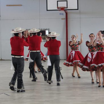 Ballet Folclórico de Punta Arenas se presentó por primera vez en San Gregorio